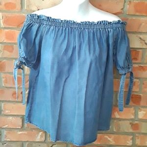 Blashe off the shoulder blouse